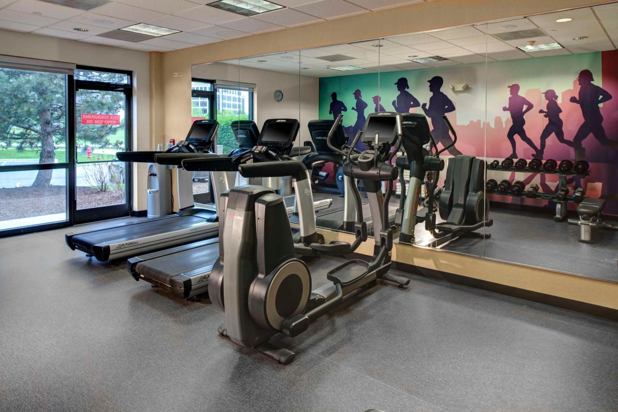 Hyatt Place Tampa Busch Gardens Eksteriør billede