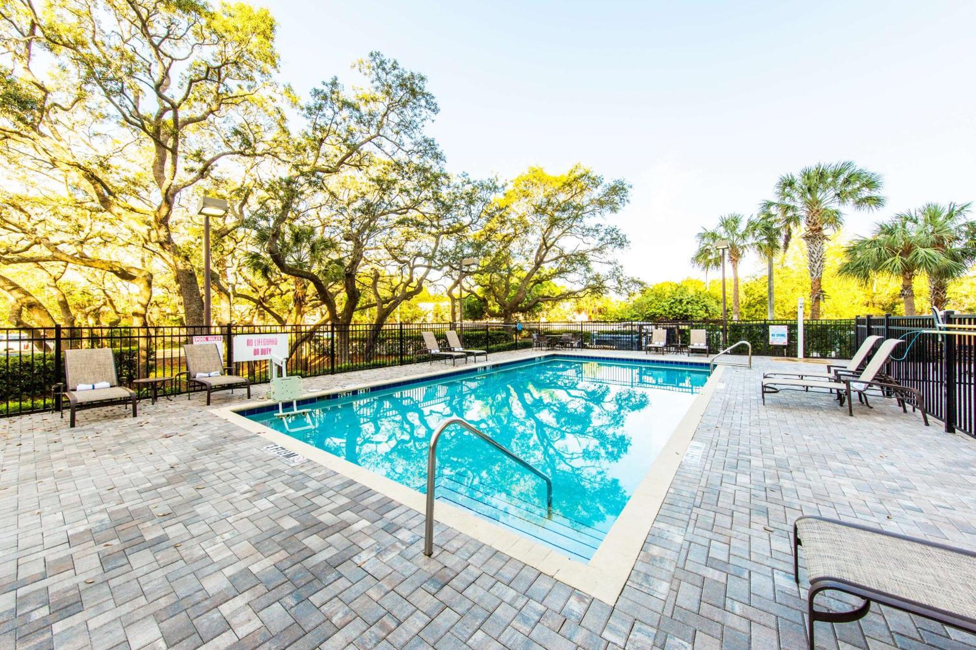 Hyatt Place Tampa Busch Gardens Eksteriør billede