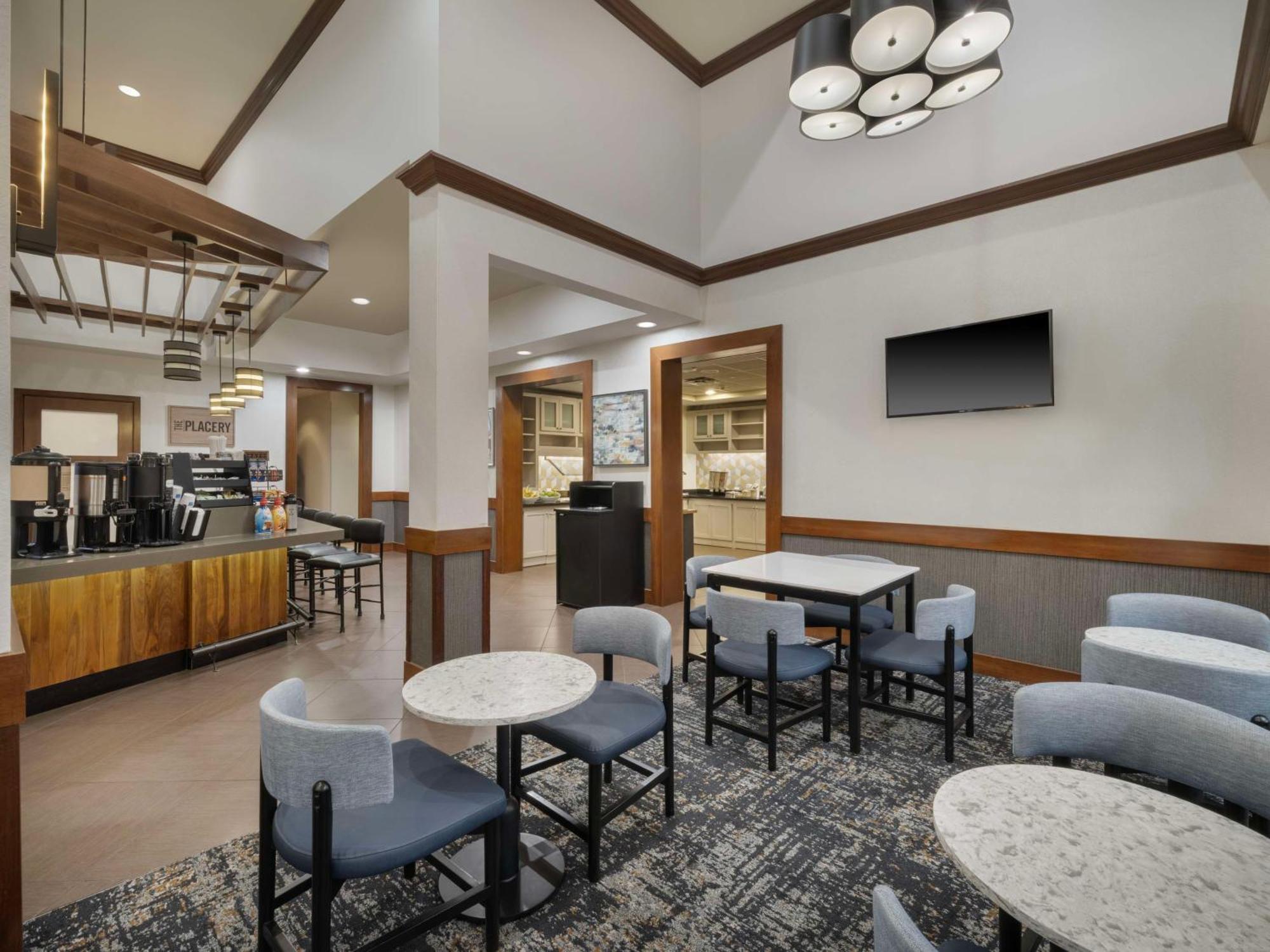 Hyatt Place Tampa Busch Gardens Eksteriør billede