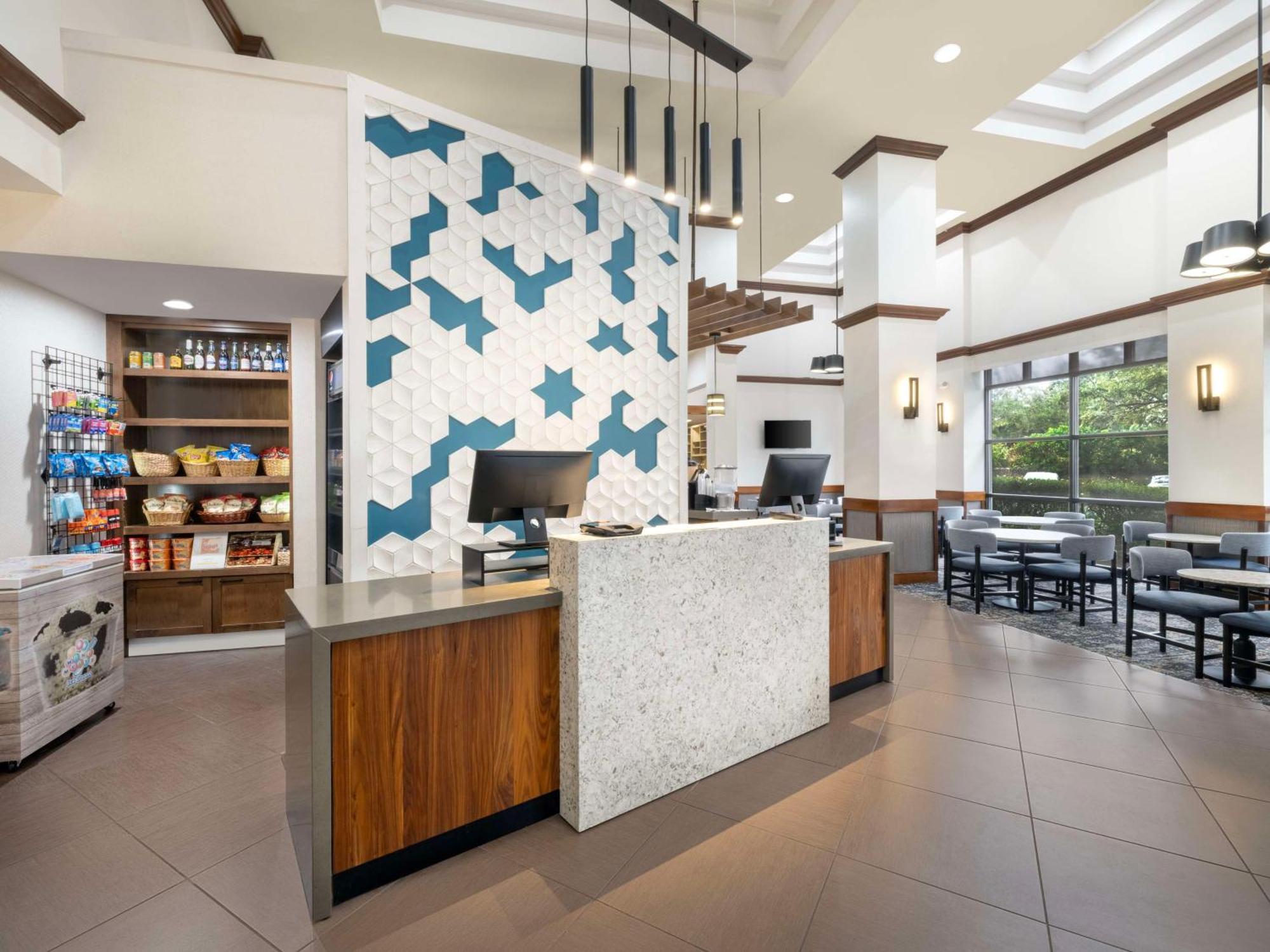 Hyatt Place Tampa Busch Gardens Eksteriør billede